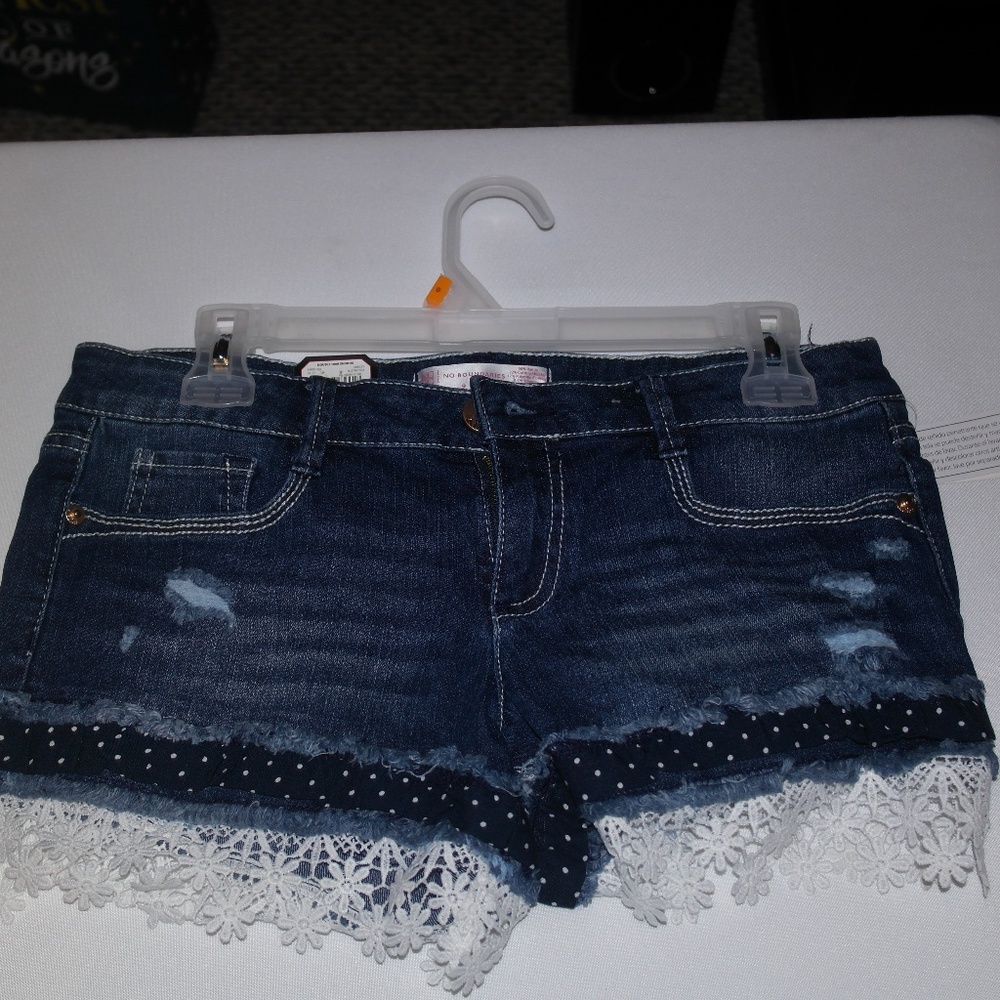 Woman Shorts